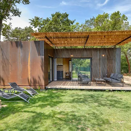 Village Smokinia Вилла