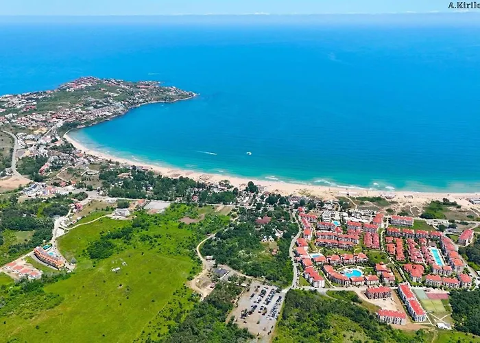 Вилла Village Smokinia *